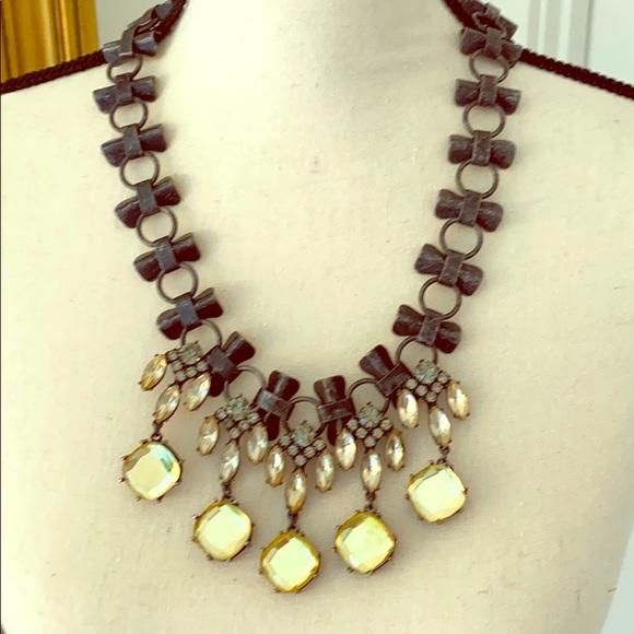 Dramatic J Crew Necklace - Picture 2 of 4